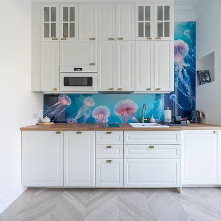 Meduza Nadmorskie Miejsce * グディニャ