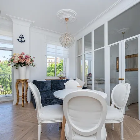 Meduza Nadmorskie Miejsce 아파트 *